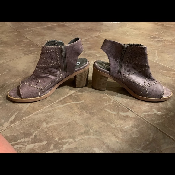 Not Rated Sandals - Not Rated Block Heel Sandal | New without box! - Picture 3 of 11